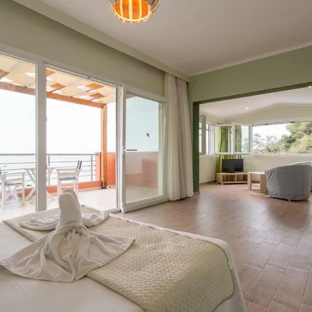 Villa Astaria Mparmpati